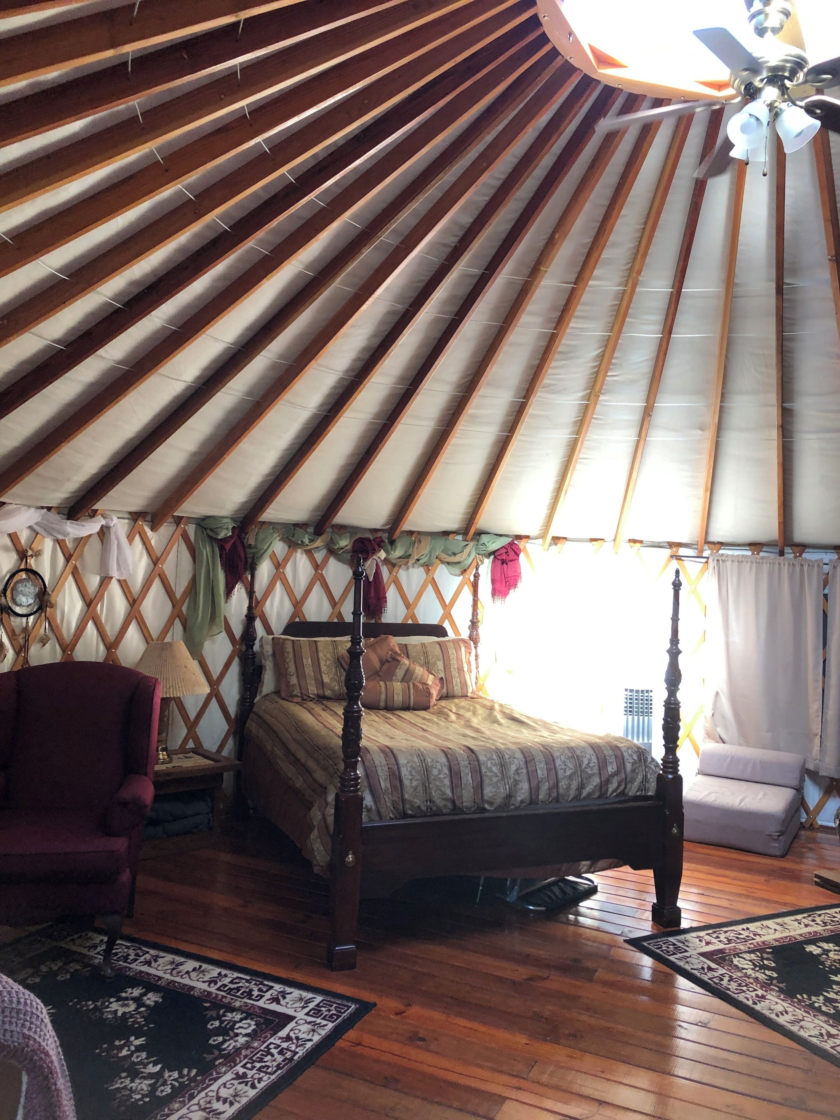 1 bedroom, internet, bed sheets