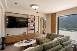 TV, ping pong - Azur BlueSky luxury villa , great views near the beach (Bali)