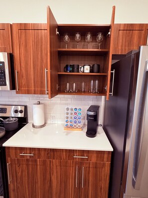 Interior - Luxury 2-BR, 3 BTH apartment in Millcreek, MNTN views, Private Balcony, Parking (Salt Lake City)
