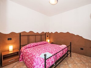 Bedroom - Apartment Andrea by Interhome (Mergozzo (Lago di Mergozzo))