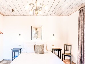 Bedroom - Casa di Isabel by Interhome (Civezza)