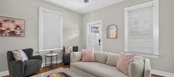 Tranquil 3-bedroom house with spacious backyard in Oakley