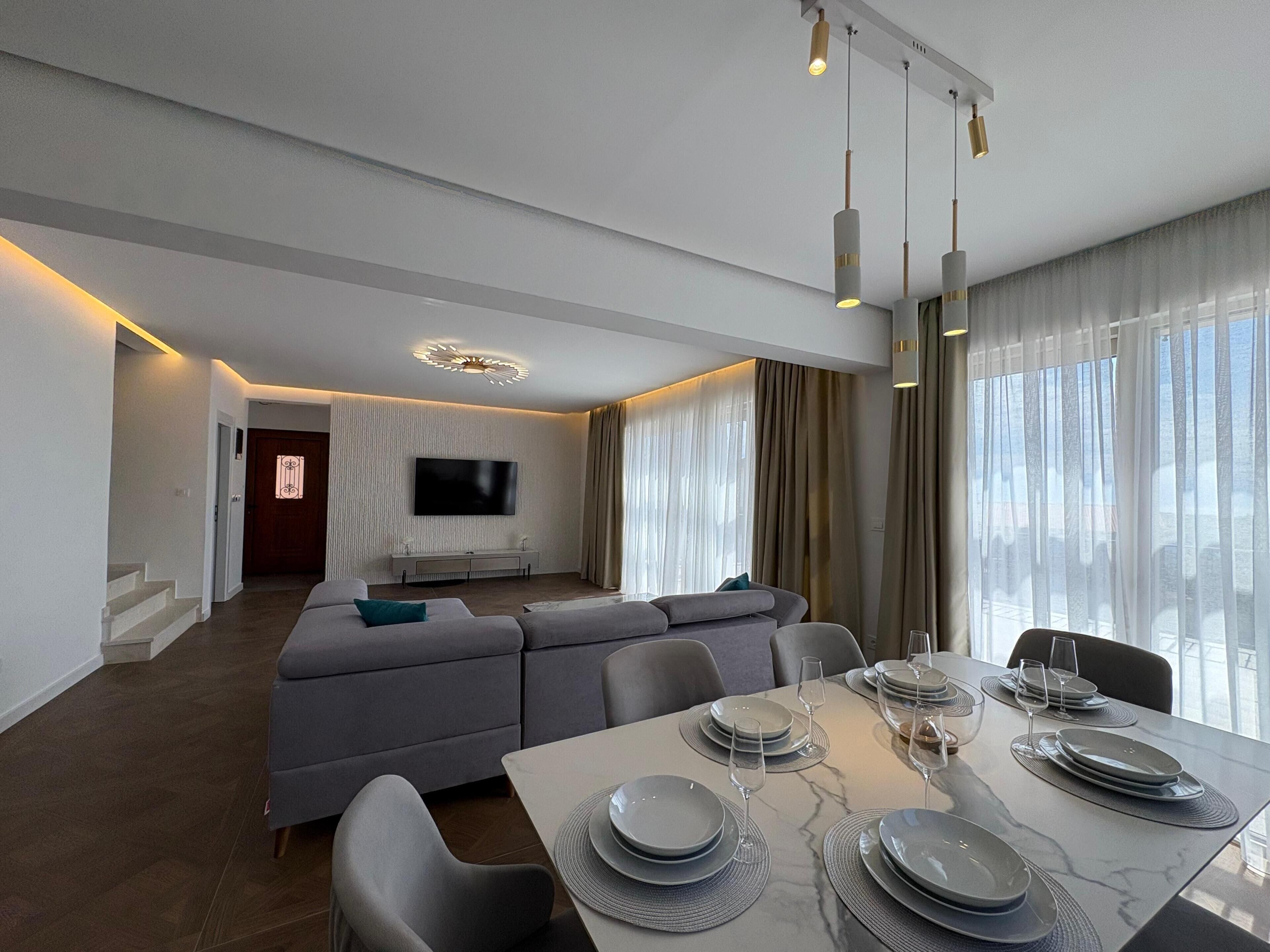 Grand Villa, Sea View | Tempat makan