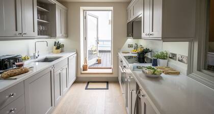The Cornstore - a house that sleeps 6 guests in 3 bedrooms