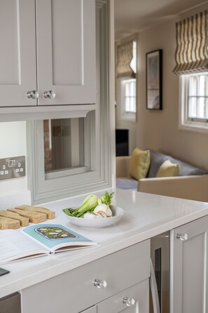 Interior - The Cornstore -  a house that sleeps 6 guests  in 3 bedrooms (Southwold)