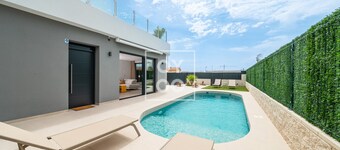 Villa Sol & Senses - Private heated pool, design villa at Serena Golf - by OYOOSTAYS