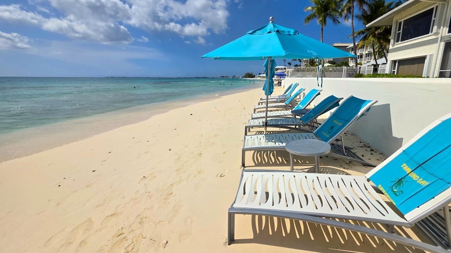 Cayman Luxury Rentals at Tamarind Bay