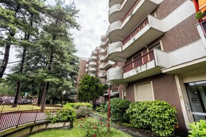 Exterior - Guido Guarini Matteucci 1 (Milan)