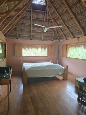 Bed sheets - Open design 2-bedroom Palapa house in Barra de Navidad. Artist home for  summer. (Barra de Navidad)