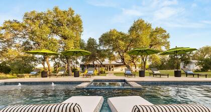 Secluded Boho Retreat · Heated Pool, Hot Tub, Game Rm, Fire Pits · Sleeps 16