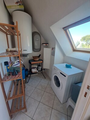 Interior - Charming vacation apartment in old farmhouse with large terrace, close to the sea (Pénestin)