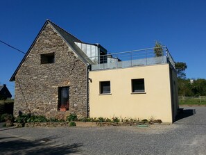 Exterior - Charming vacation apartment in old farmhouse with large terrace, close to the sea (Pénestin)