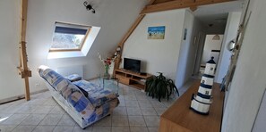 Living area - Charming vacation apartment in old farmhouse with large terrace, close to the sea (Pénestin)