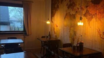 Comfort Double Room, Non Smoking, Shared Bathroom | Dining