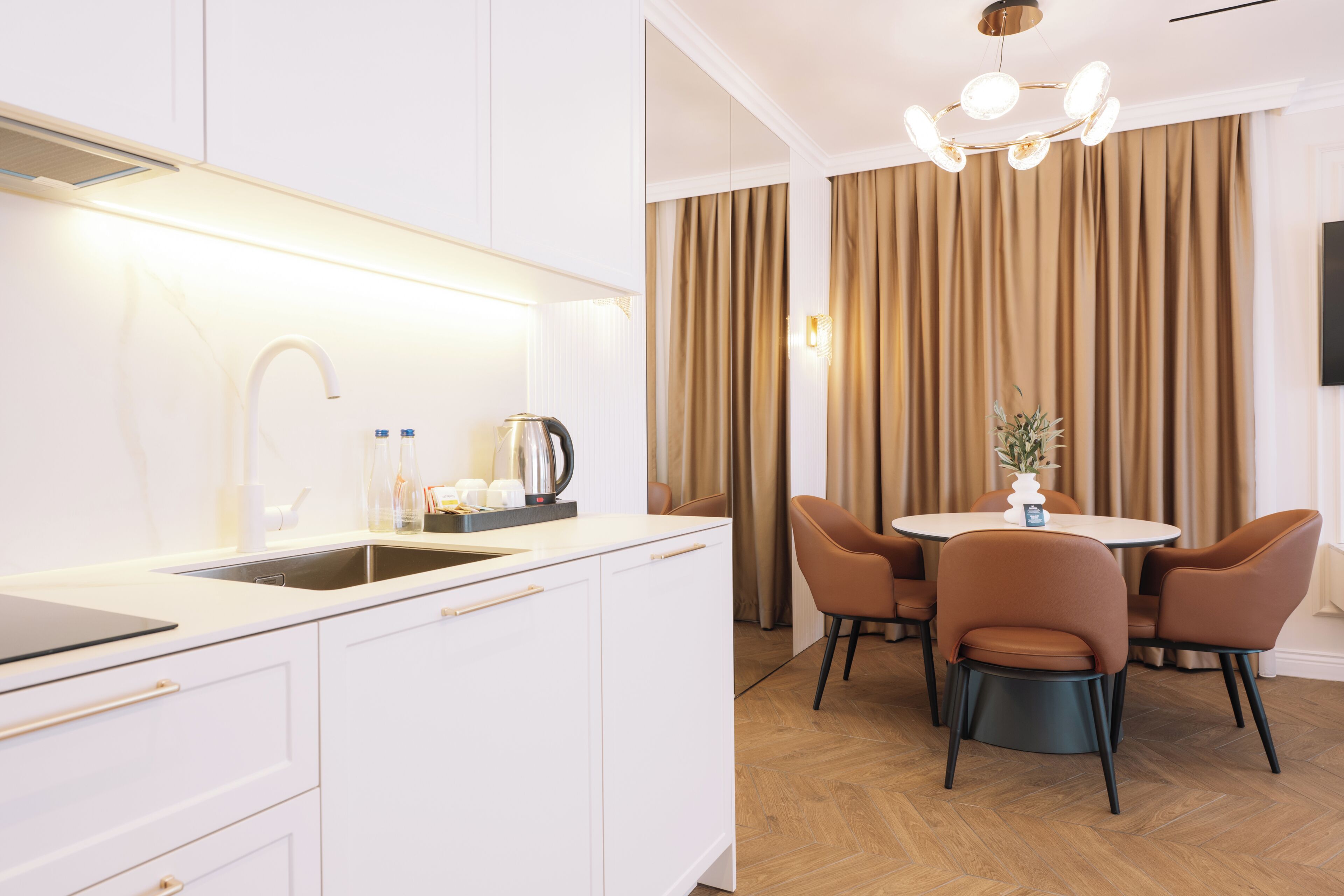 Deluxe Apartment, Balcony, Sea View | Private kitchen