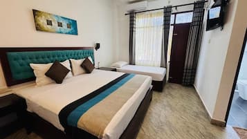 Deluxe Double Room, Balcony, Garden View