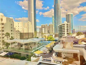 Property grounds - Ocean View Studio 2 Beds Free WI-FI (Surfers Paradise)