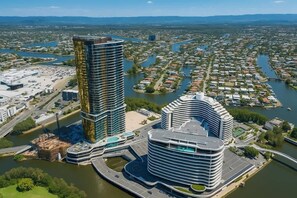 Exterior - Level 25 Broadbeach Escape Pool Gym (Broadbeach)