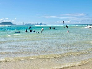 Beach nearby - Designer Kirra Beach Home (Coolangatta)