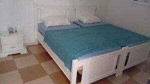 Room - House for rent in Mnaka beach Tunisia governorate Kssour Essef (Salakta)