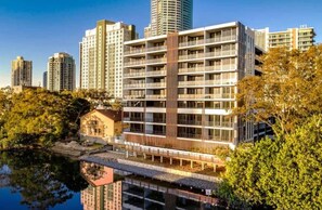 Exterior - Family apartment in Surfers Paradise (Surfers Paradise)