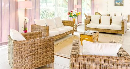 Family Apartment Near Mimizan