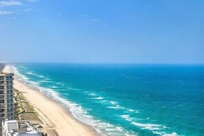 Beach nearby - Ocean View studio in Mantra Free WI-FI (Surfers Paradise)