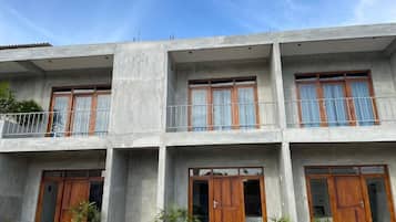 Deluxe Double Room, Balcony, Garden View | Exterior