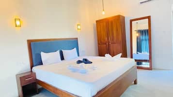 Deluxe Double Room, Balcony, Garden View