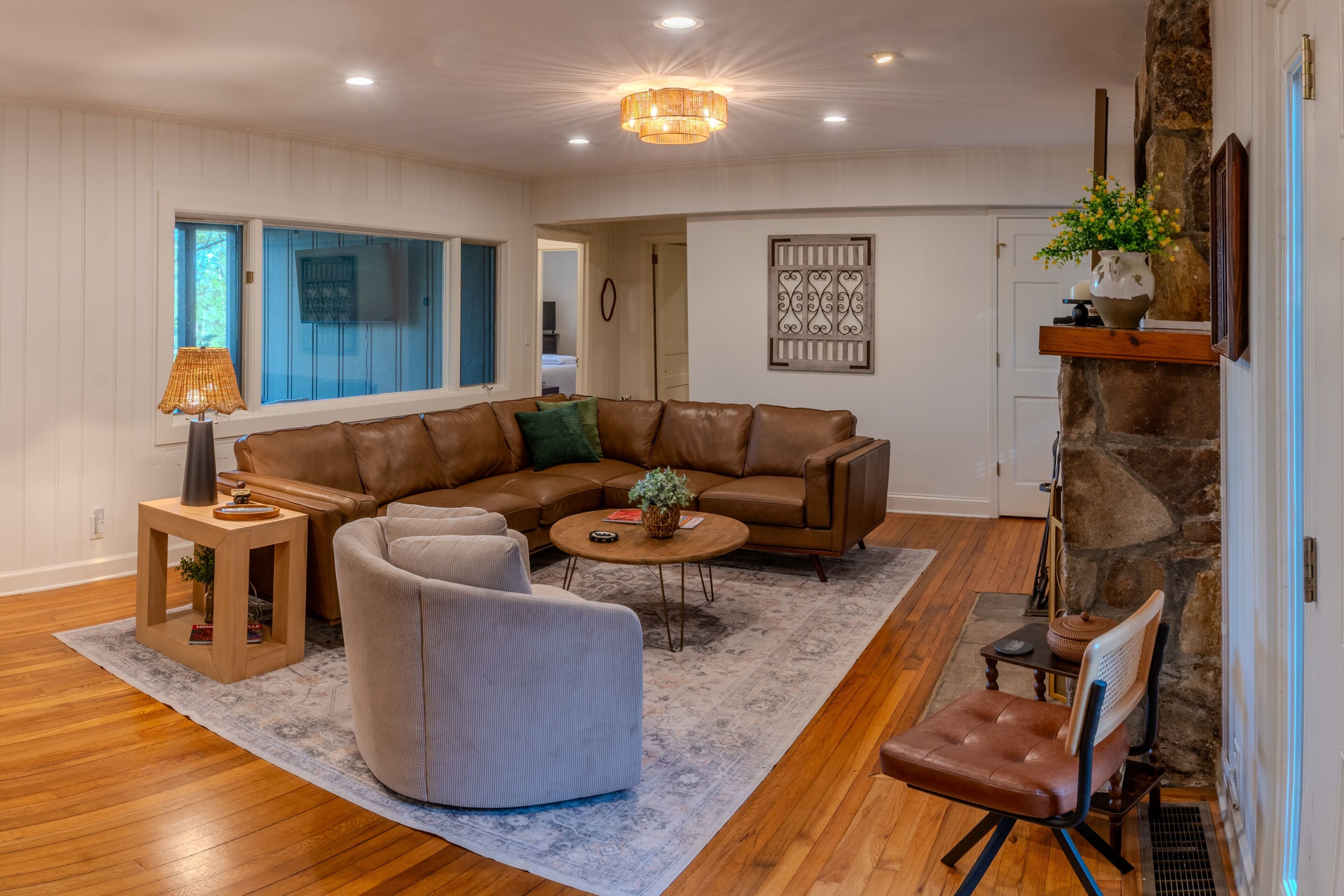 Skylight Cottage Is Your Private Mountain Sanctuary In Laurel Park, Nc - Sierra Nevada