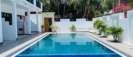 Deluxe Double Room, Garden View | Pool