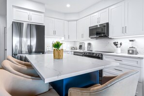 Luxury Condo, 2 Bedrooms, Kitchen, Beachfront | Private kitchen - Cayman Luxury Rentals at Coral Bay (Savannah)