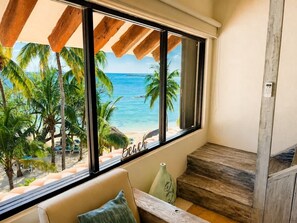 Interior - Beachfront condo with loft and sea views (Puerto Aventuras)