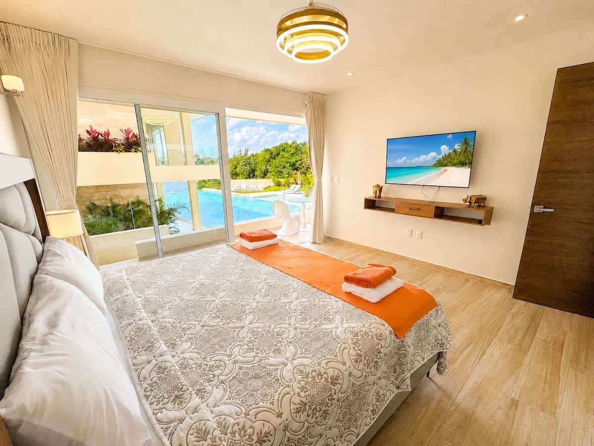 3 bedrooms, desk, iron/ironing board, WiFi