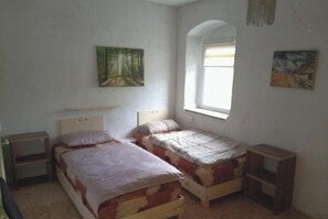 1 dormitorio, wifi gratis, ropa de cama