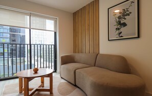 TV - w* | Serene Stay 2BR in San Isidro (San Isidro)