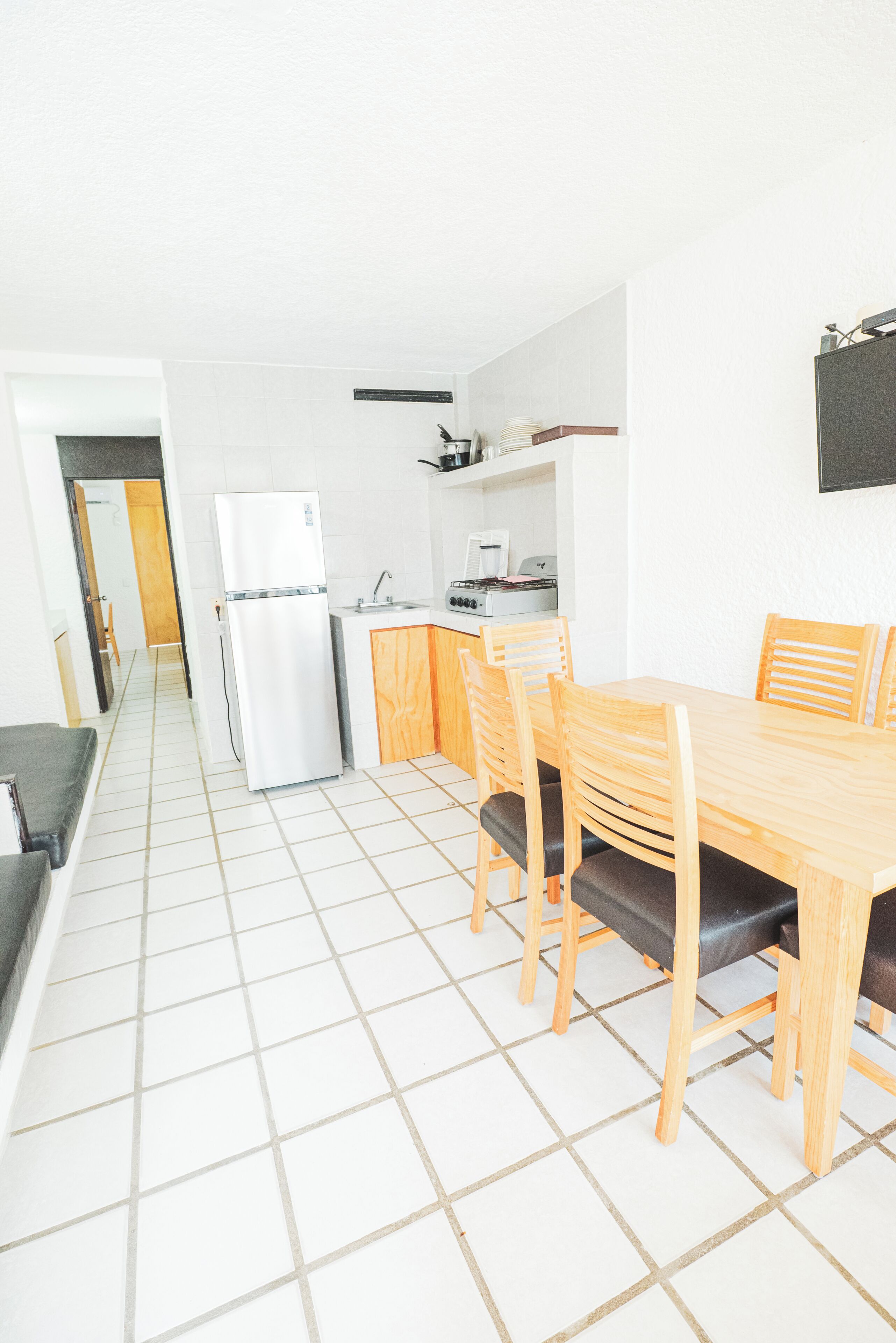 Standard Suite, Balcony | Dining