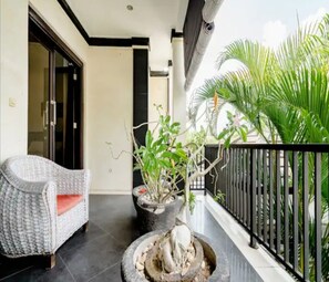Villa | Terrace/patio - Cozzy Villa Lingkar 89 A Canggu Bali (Canggu)