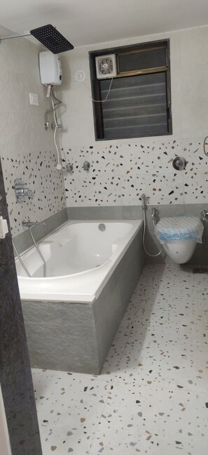 Shower, bidet, towels, soap