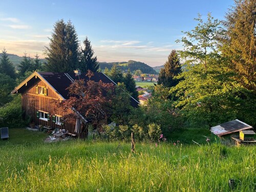 Quaint, romantic forester's lodge in the Chiengau mountains