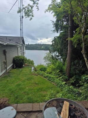 Property grounds - Private Studio with a BBQ, Hot Tub and Sauna. Waterview (Shelton)