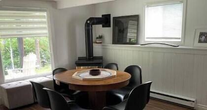 Douglas Lake Cottage Retreat