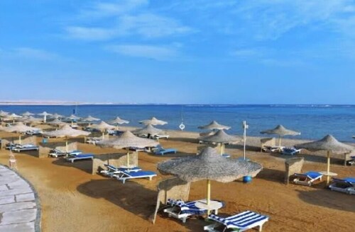 Cozy retreat beach Apartment in Las Cabanas Marsa Alam