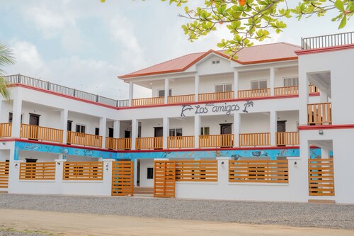 HOTEL LOS AMIGOS 