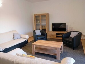 Apartment, 3 Bedrooms, Smoking, Patio | Living room - Cozy Apartment in Trogir (Trogir)