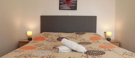 Apartment, 2 Bedrooms, Smoking, Balcony