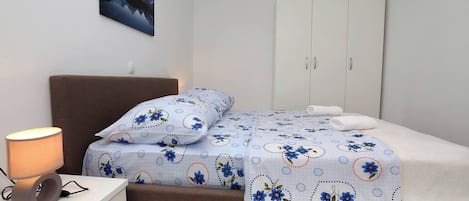 Huoneisto, 2 makuuhuonetta, tupakointi sallittu | 2 makuuhuonetta