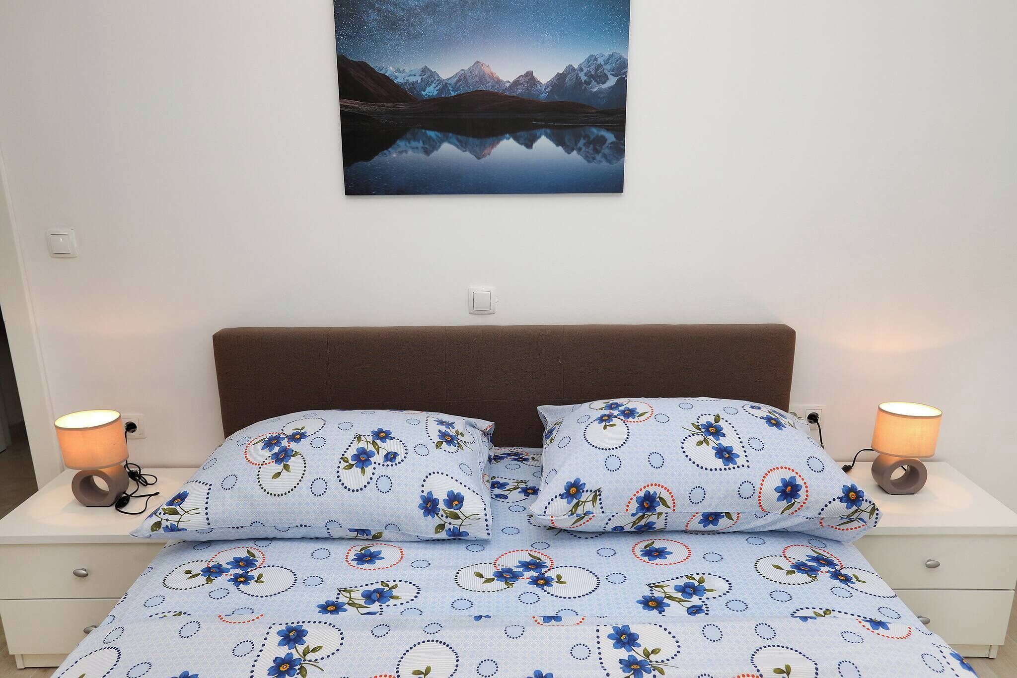 Apartment, 2 Bedrooms, Smoking
