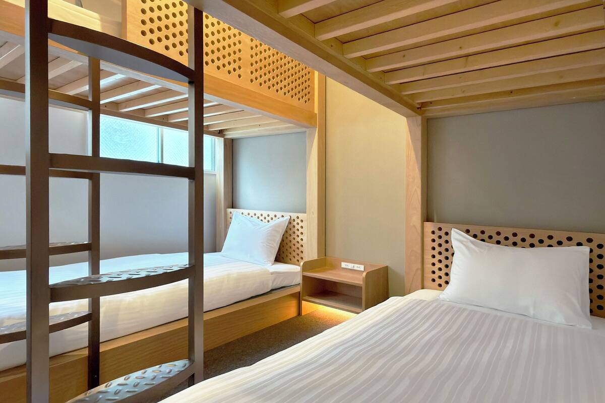 Economy Quadruple Room | In-room safe, desk, iron/ironing board (on request), free WiFi