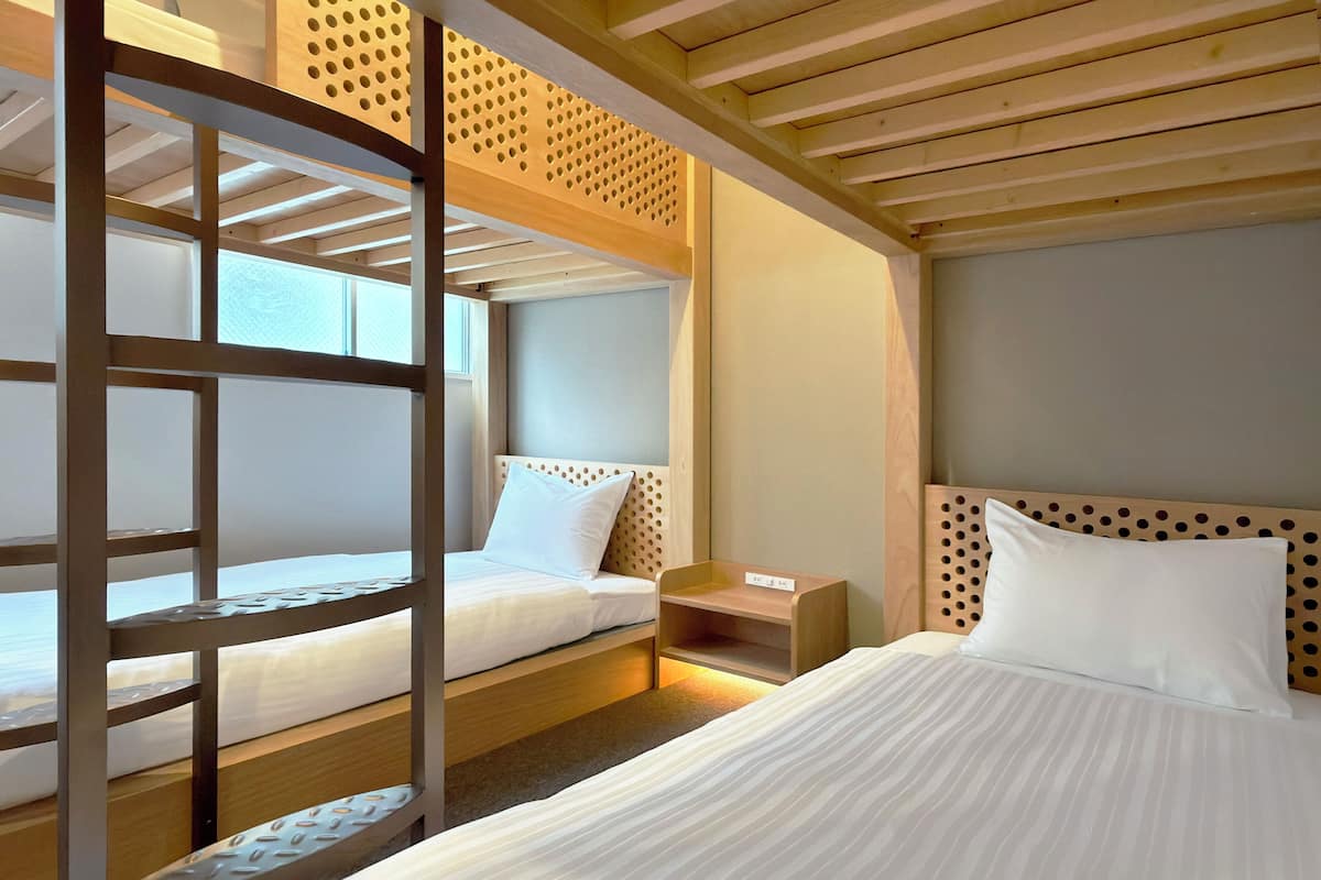 Economy Quadruple Room